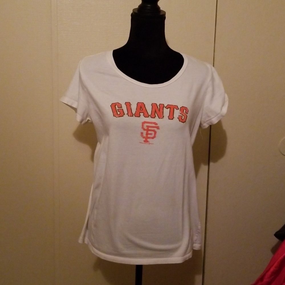 White San Francisco Giants tee